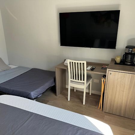 Niky House Roma Hotel ภายนอก รูปภาพ