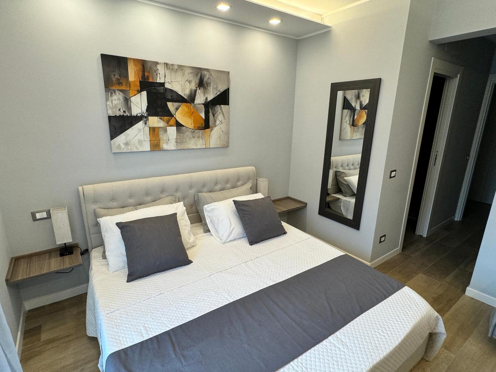 Niky House Roma Hotel ภายนอก รูปภาพ