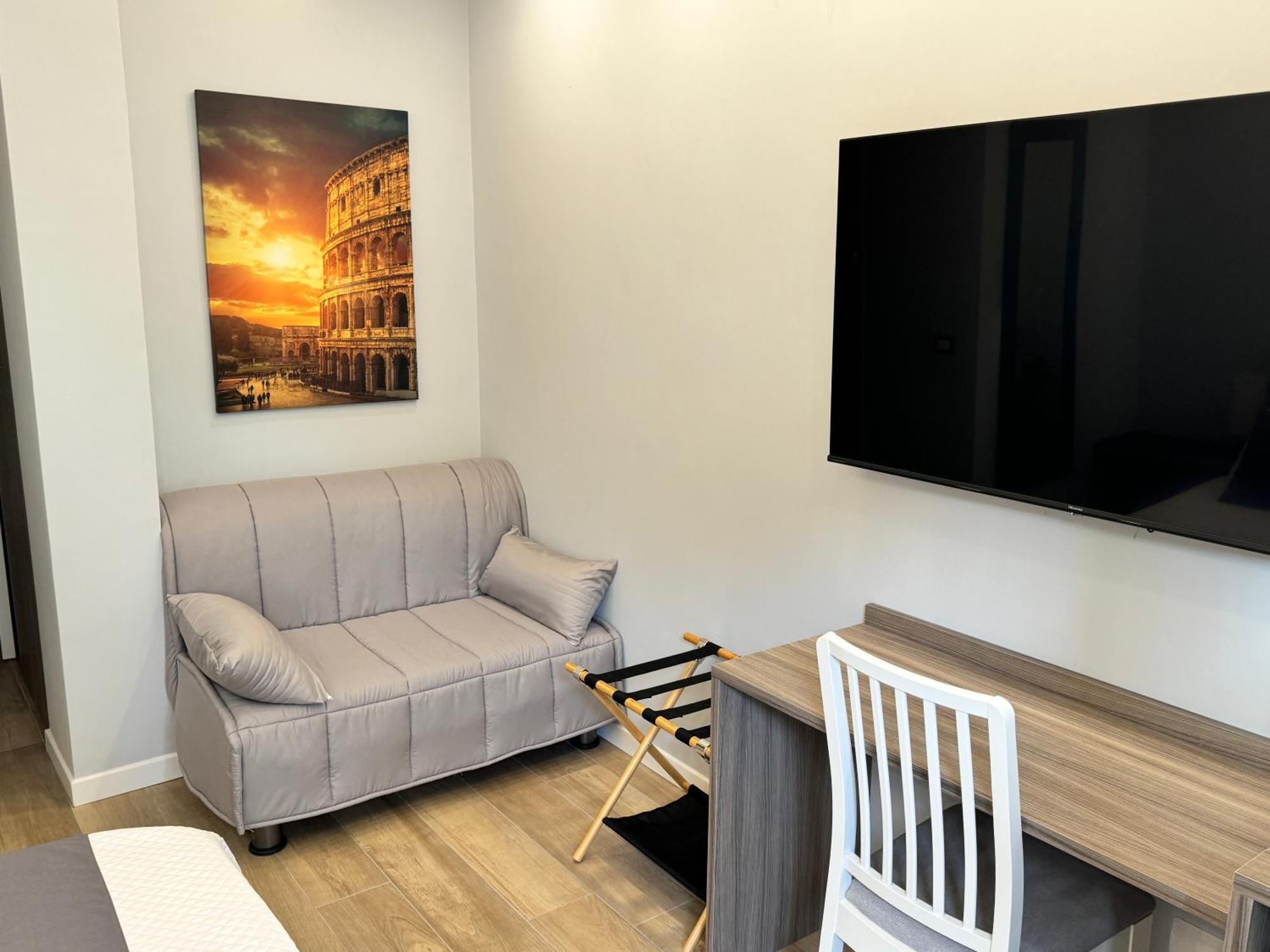 Niky House Roma Hotel ภายนอก รูปภาพ